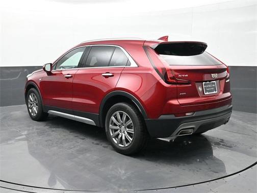 2021 Cadillac XT4 Premium Luxury