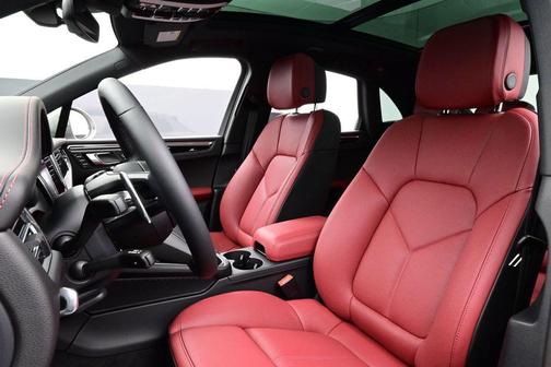 Chalk 2026 Porsche Macan Macan