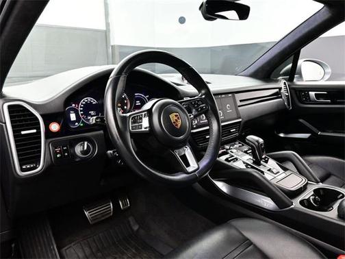 2020 Porsche Cayenne Turbo