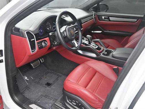 2022 Porsche Cayenne Turbo
