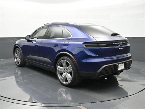2024 Porsche Macan 4