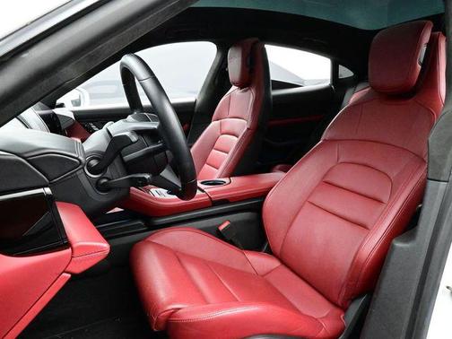 2020 Porsche Taycan Turbo S