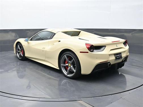 2017 Ferrari 488 Spider Base