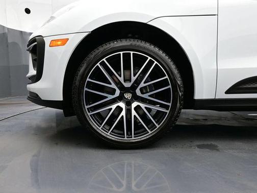 2025 Porsche Macan Macan