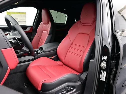 2026 Porsche Cayenne E-Hybrid