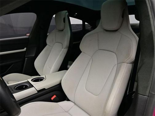 2024 Porsche Taycan GTS