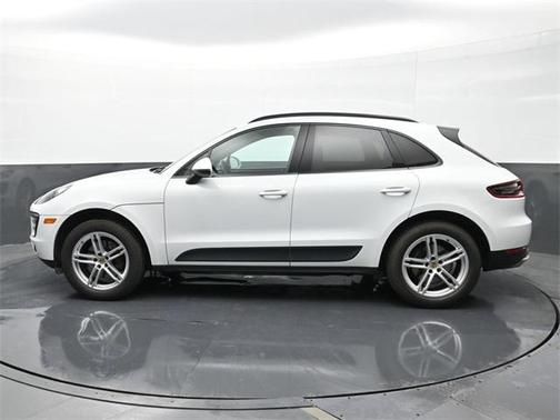 2018 Porsche Macan Base