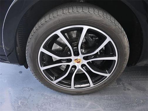 2022 Porsche Cayenne Turbo