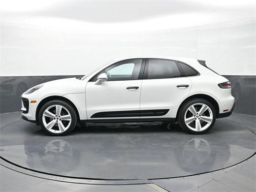 2023 Porsche Macan 