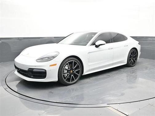 2018 Porsche Panamera 4S