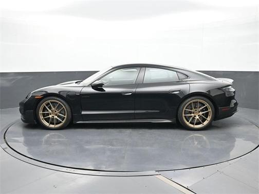 2025 Porsche Taycan Turbo GT w/Weissach Package