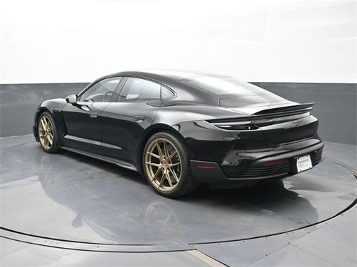 2025 Porsche Taycan Turbo GT w/Weissach Package