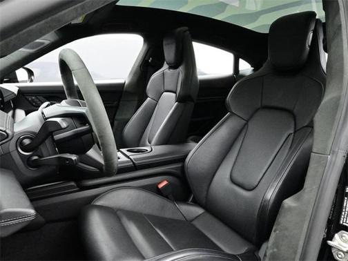 2025 Porsche Taycan Turbo GT w/Weissach Package