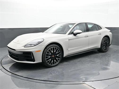 2025 Porsche Panamera