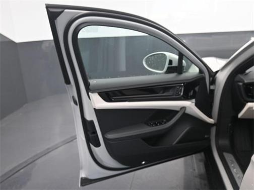 2025 Porsche Panamera
