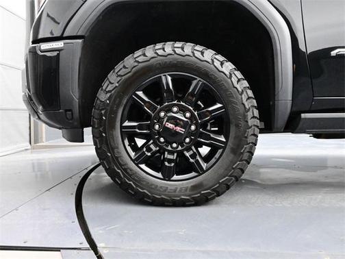 2025 GMC Sierra 2500 AT4