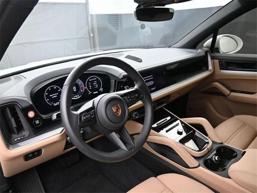 2025 Porsche Cayenne Base