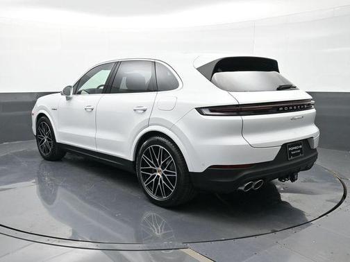 2025 Porsche Cayenne Cayenne S E-Hybrid