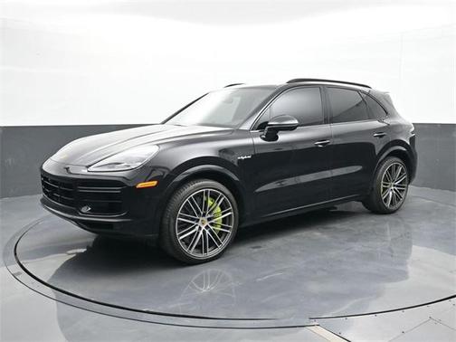 2022 Porsche Cayenne Cayenne Turbo S E-Hybrid