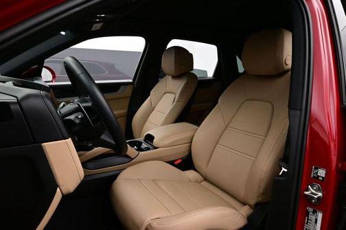 Carmine Red 2026 Porsche Cayenne Cayenne S E-Hybrid