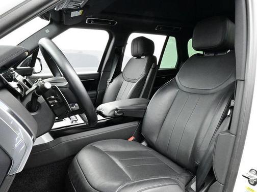 2024 Land Rover Range Rover P530 SE
