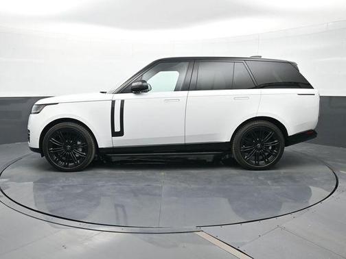2024 Land Rover Range Rover P530 SE