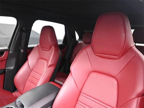 2022 Porsche Cayenne