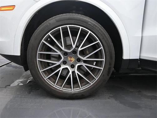 2022 Porsche Cayenne