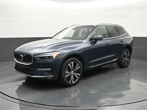 2022 Volvo XC60 B6 Inscription