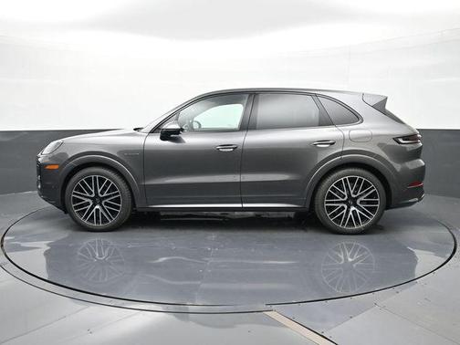 2025 Porsche Cayenne Cayenne Turbo E-Hybrid