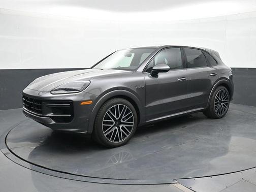 2025 Porsche Cayenne Cayenne Turbo E-Hybrid
