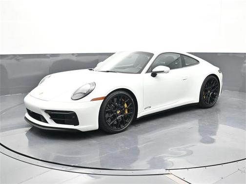 2024 Porsche 911 Carrera GTS