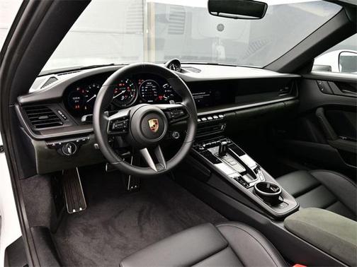 2024 Porsche 911 Carrera GTS