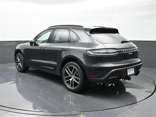 2025 Porsche Macan 