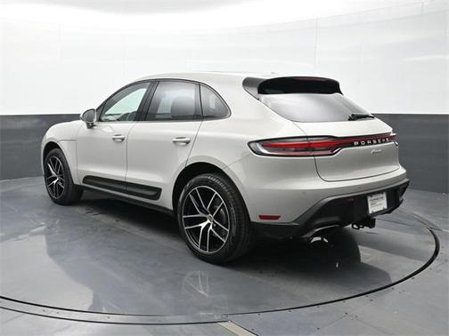 2023 Porsche Macan 