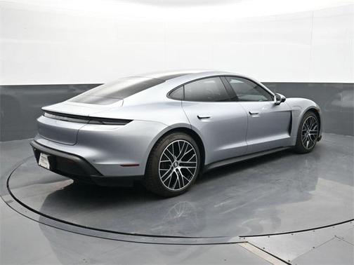 2022 Porsche Taycan Base (A2)