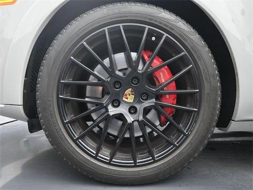 2021 Porsche Cayenne GTS