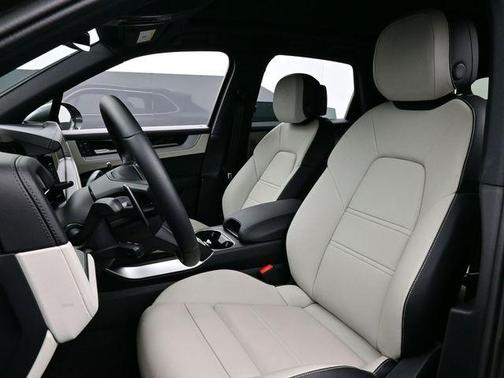 2025 Porsche Cayenne Cayenne