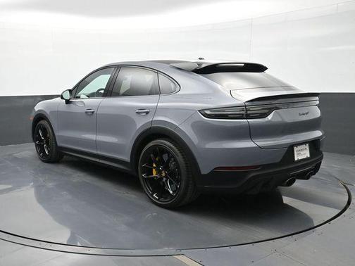 2023 Porsche Cayenne Turbo GT