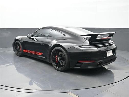 2023 Porsche 911 Carrera GTS