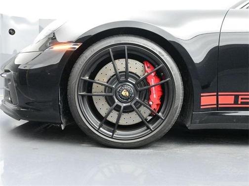 2023 Porsche 911 Carrera GTS