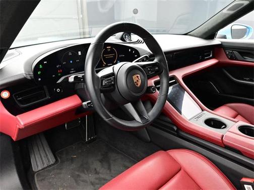 2020 Porsche Taycan Turbo