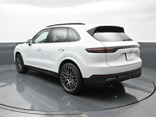 2022 Porsche Cayenne Platinum Edition