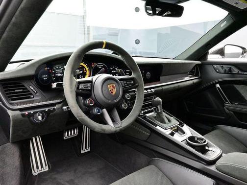 2025 Porsche 911 GT3 RS