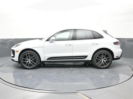 2024 Porsche Macan 