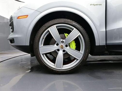 2022 Porsche Cayenne Cayenne E-Hybrid