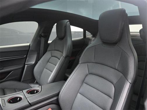2024 Porsche Taycan 4S