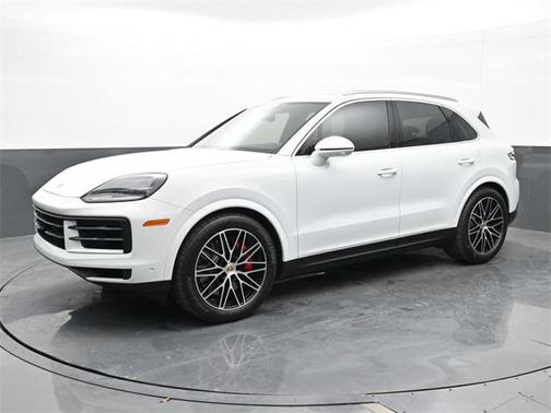 2024 Porsche Cayenne S