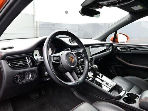 2023 Porsche Macan Macan