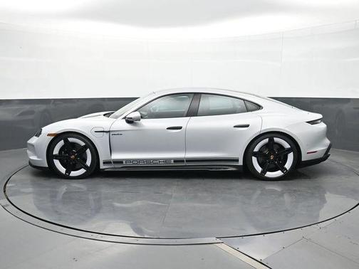 2025 Porsche Taycan GTS